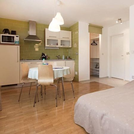 Apartment Rainbow Studio Ljubljana Rom bilde